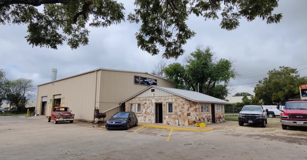 Vintage Bodyworks grand opening and car show set for Dec. 11 in Round Rock