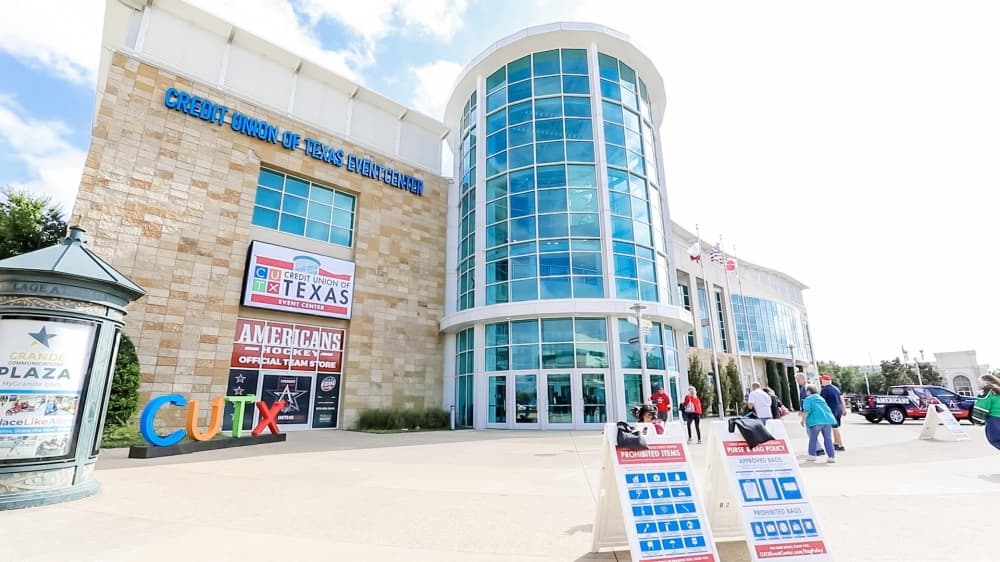 Credit Union of Texas celebrates anniversary at Frisco branch