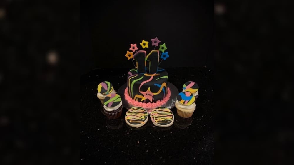 Peace, Love & Cake bakery now open in Old Town Keller