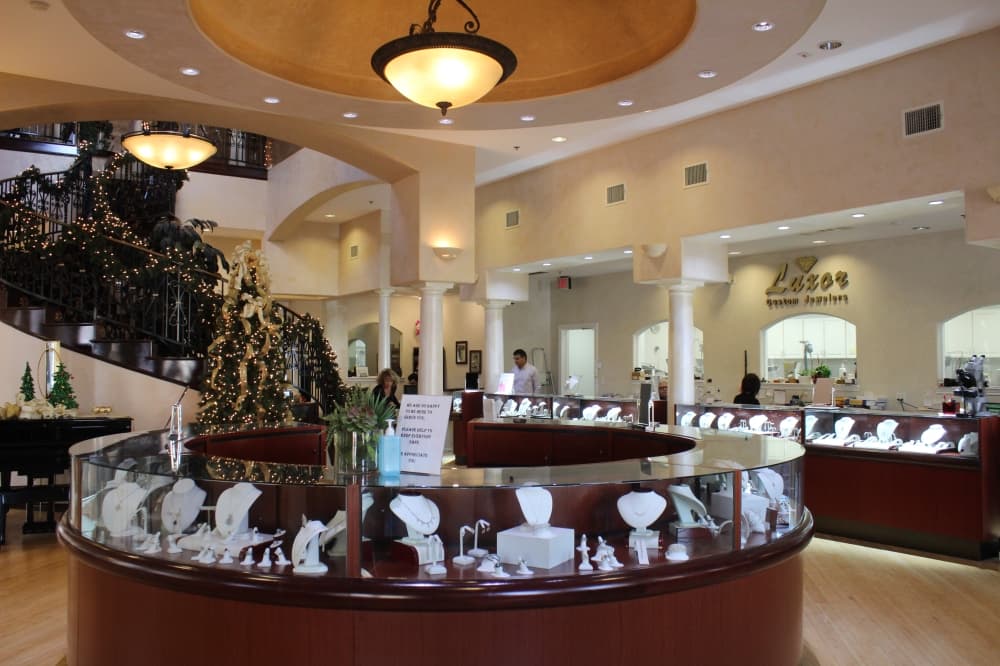 Luxor Custom Jewelers opened its Colleyville location in 2001. (Sandra Sadek/Community Impact Newspaper)