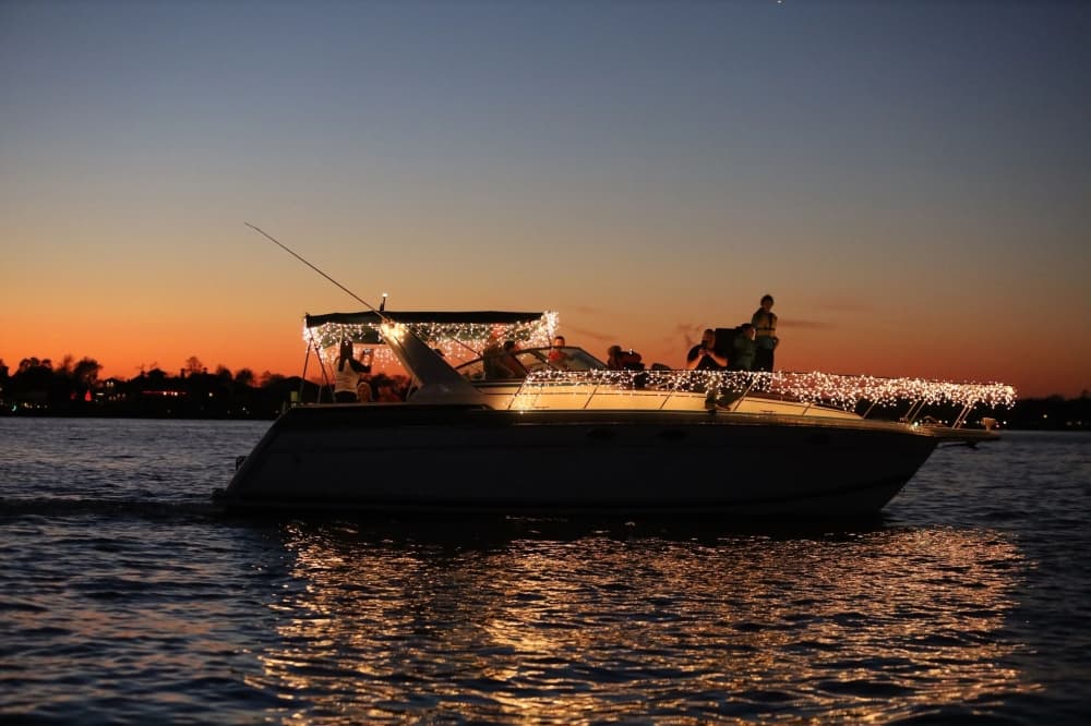 Boat parades, singalongs: 5 things to do in Conroe, Montgomery from Dec.10-12
