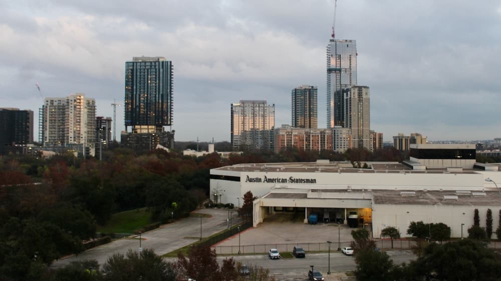 19-acre waterfront redevelopment plans clear first Austin City Council hurdle