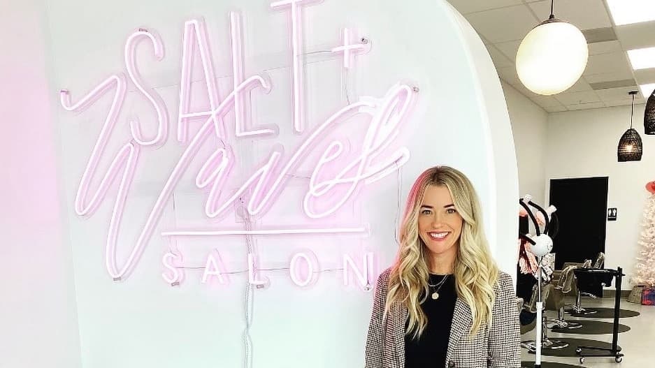 Salt and Waves Salon opens Hutto location