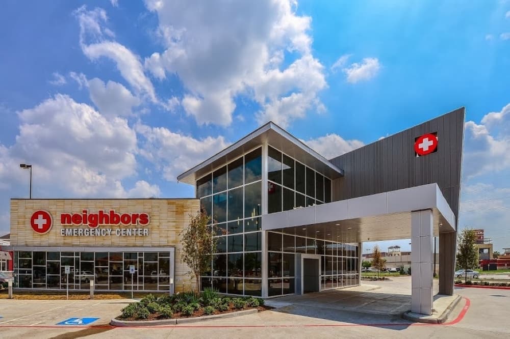Neighbors Emergency Center now accepting BlueCross BlueShield, Aetna, Cigna