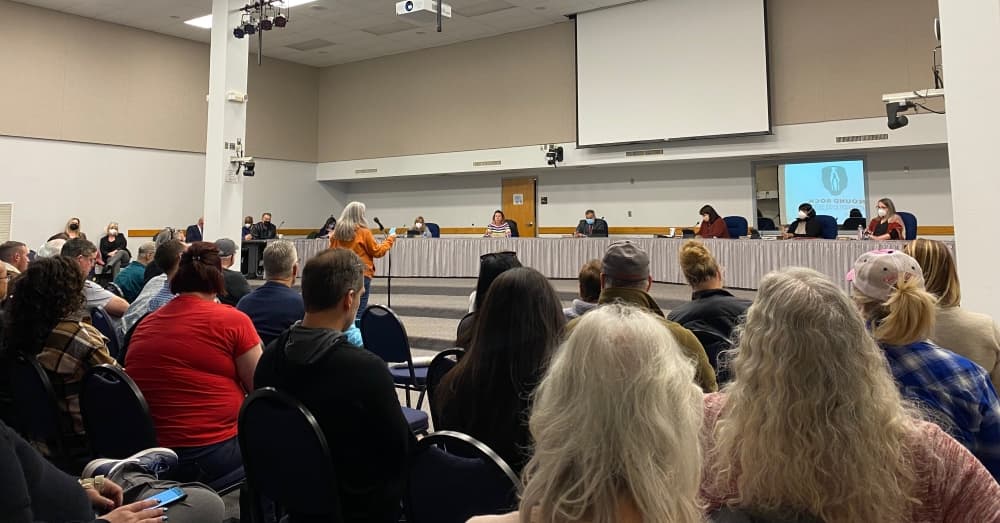 Round Rock ISD board of trustees calls second meeting to consider putting superintendent on administrative leave