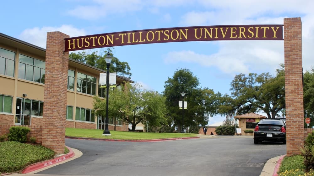 Huston-Tillotson University moves to virtual classes for start of spring semester