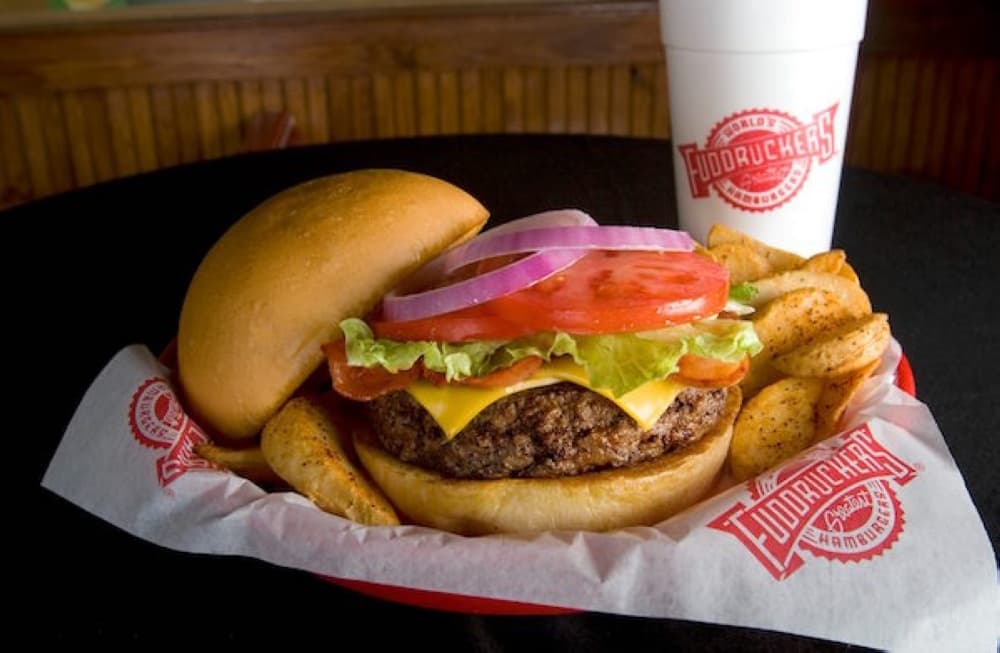 The Woodlands Fuddruckers closing in early 2022