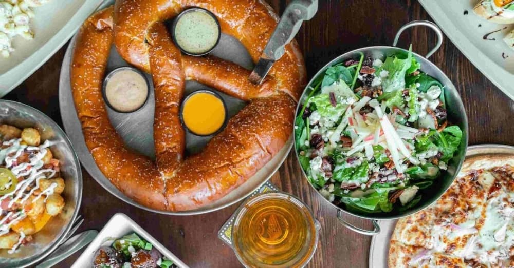 Tossed and Sauced, Charleys Philly Steaks and 3 more eateries now open in Plano