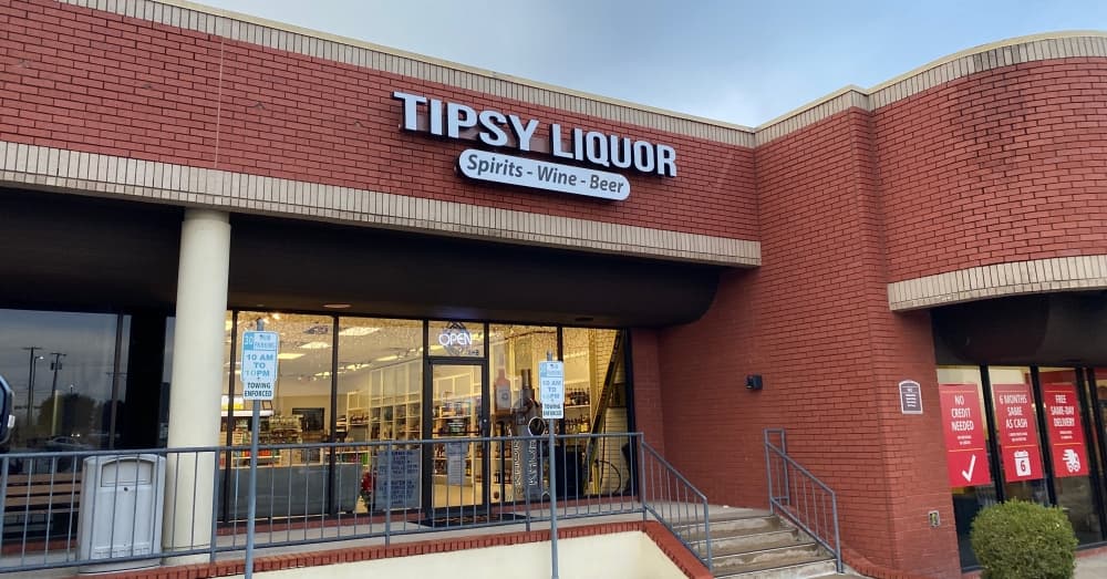 Tipsy Liquor now open in Round Rock at Sky Ridge Plaza
