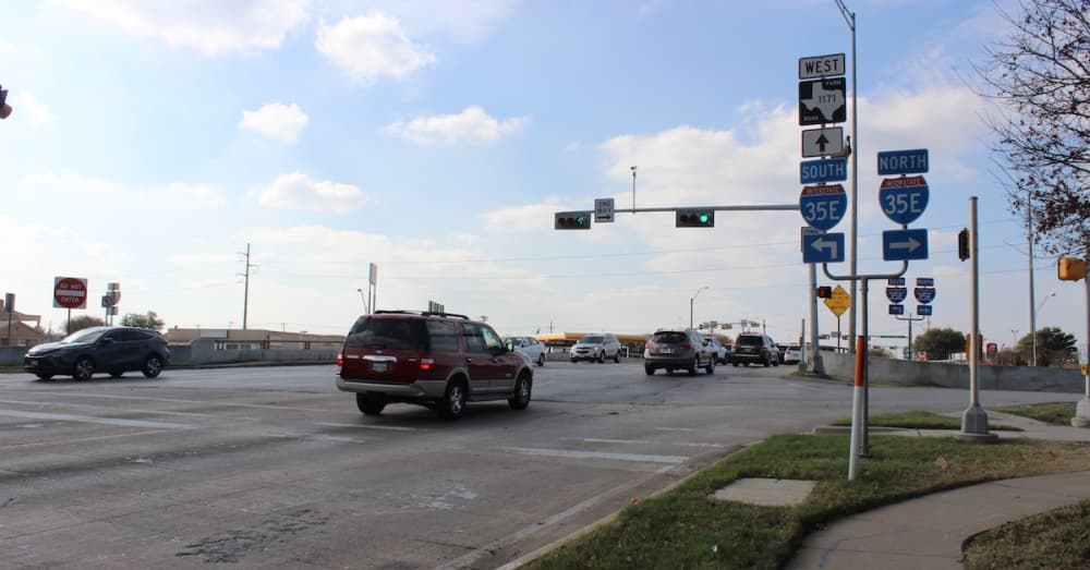 CI TEXAS ROUNDUP: Lewisville to see beginnings of I-35E interchange expansions; Hobby Lobby coming to William Cannon, MoPac intersection in Southwest Austin and more top news