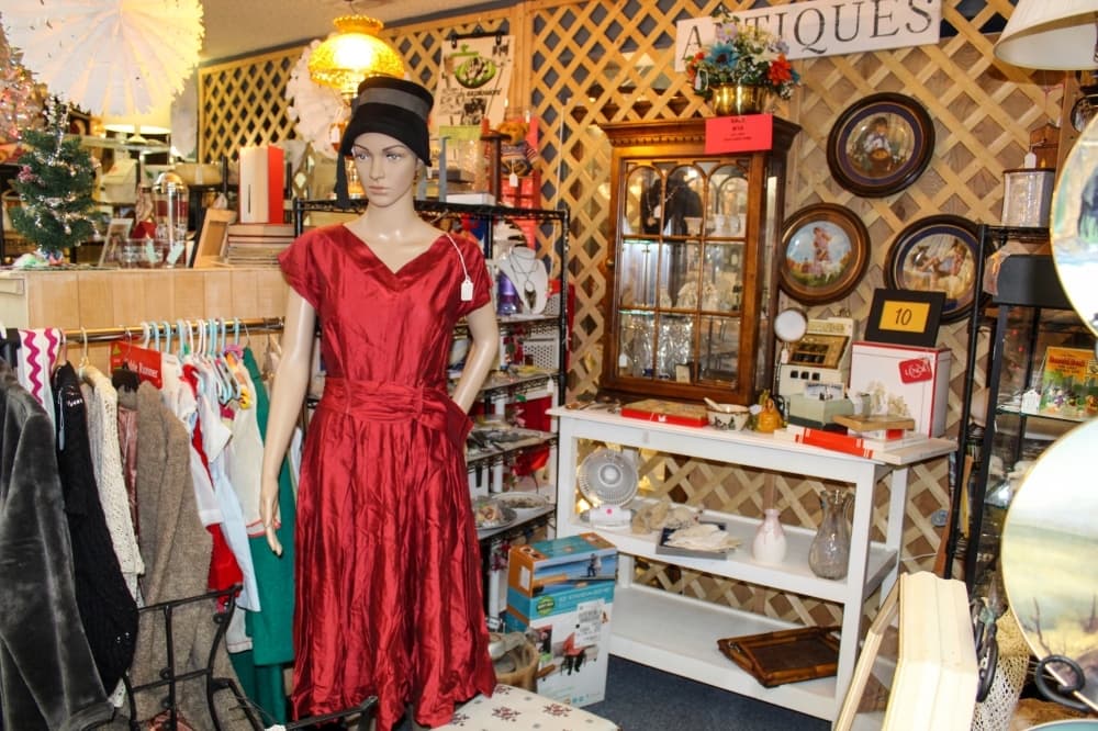 Memories N’ Treasures Antique Mall owner finds purpose with business after his wife's death