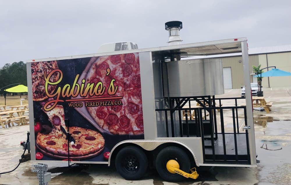 Gabino’s Wood Fired Pizza Co. food truck opens, located in Willis