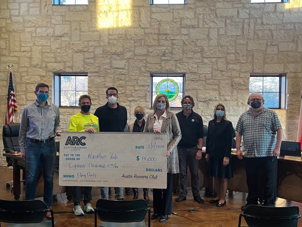 Austin Runners Club donates $18K to Marathon Kids