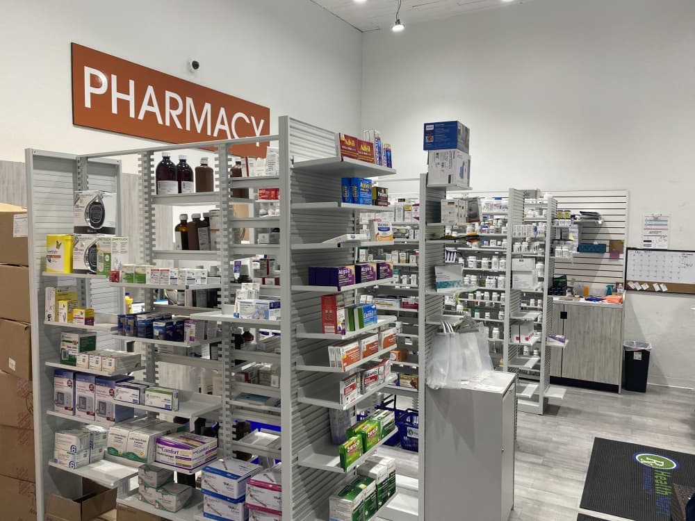 Hippo Pharmacy provides medications for clients and in some cases offers home delivery. 