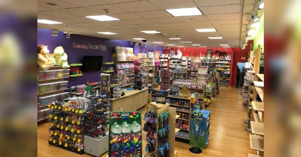 Neon Elephant opens children's boutique in Highland Village