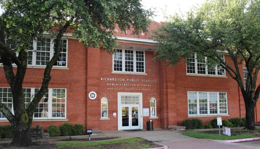 Richardson ISD will pay staff for February emergency school closure