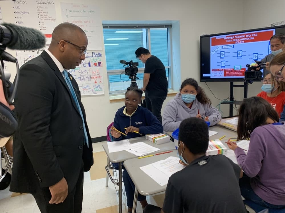 Houston ISD releases 5-year strategic plan emphasizing equity, need for teacher raises