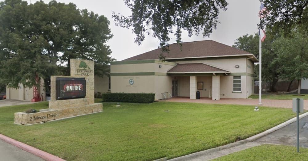 Two candidates drop out of Hollywood Park elections