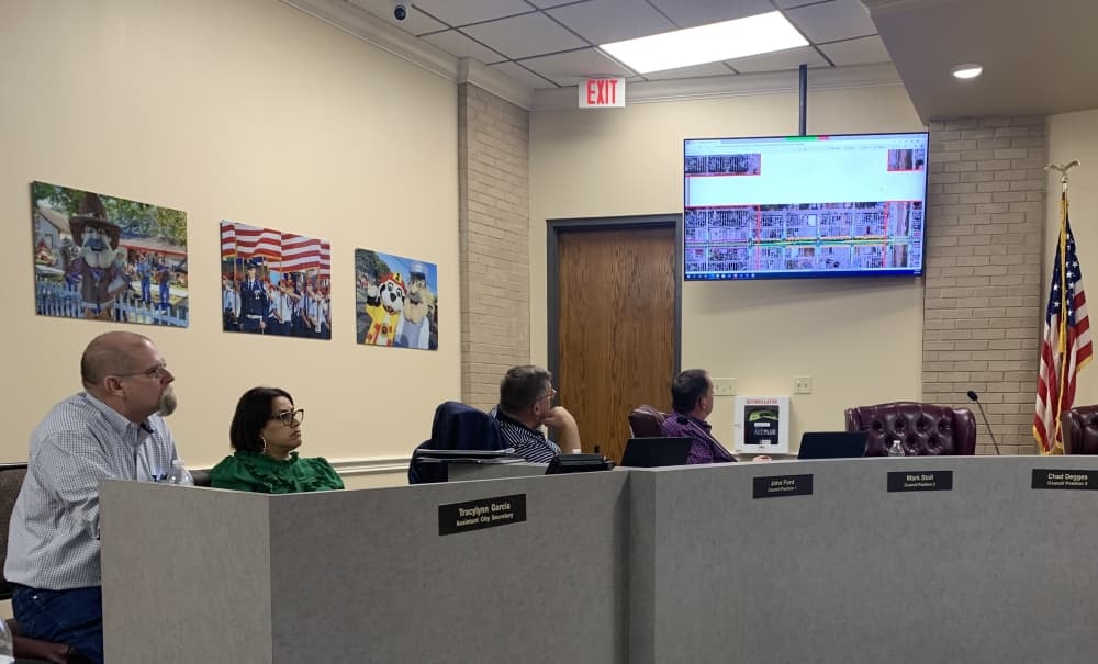 Tomball City Council discusses adding raised median to Main Street as part of reconstruction project