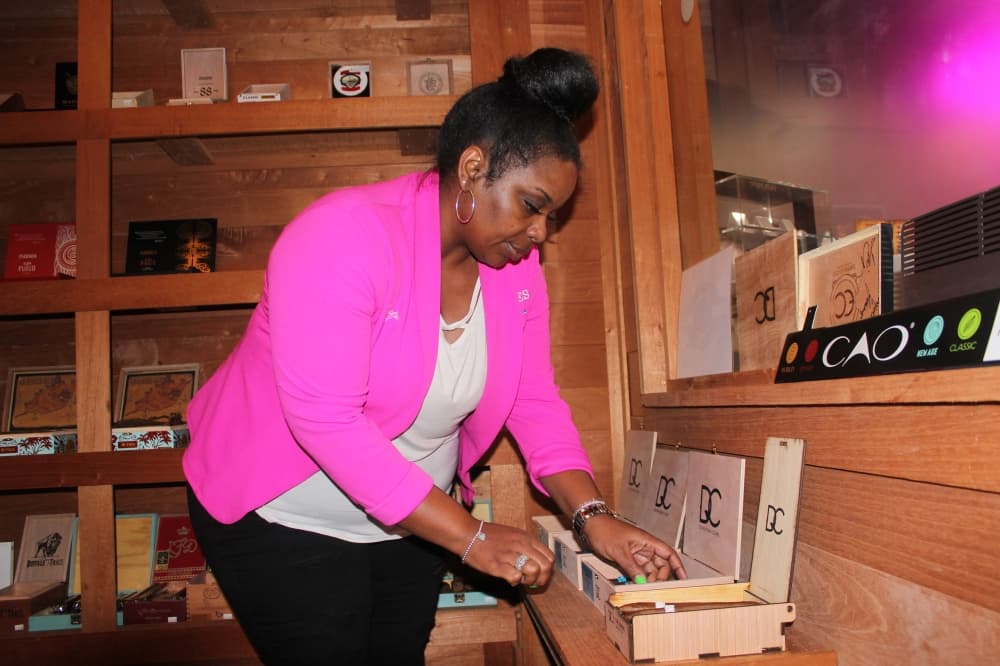 Zeno organizing cigars 