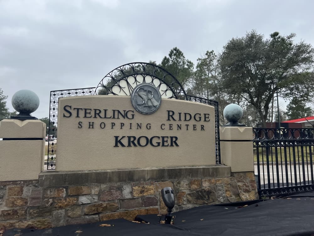 The village is served by a neighborhood shopping center and other amenities. (Ally Bolender/Community Impact Newspaper)