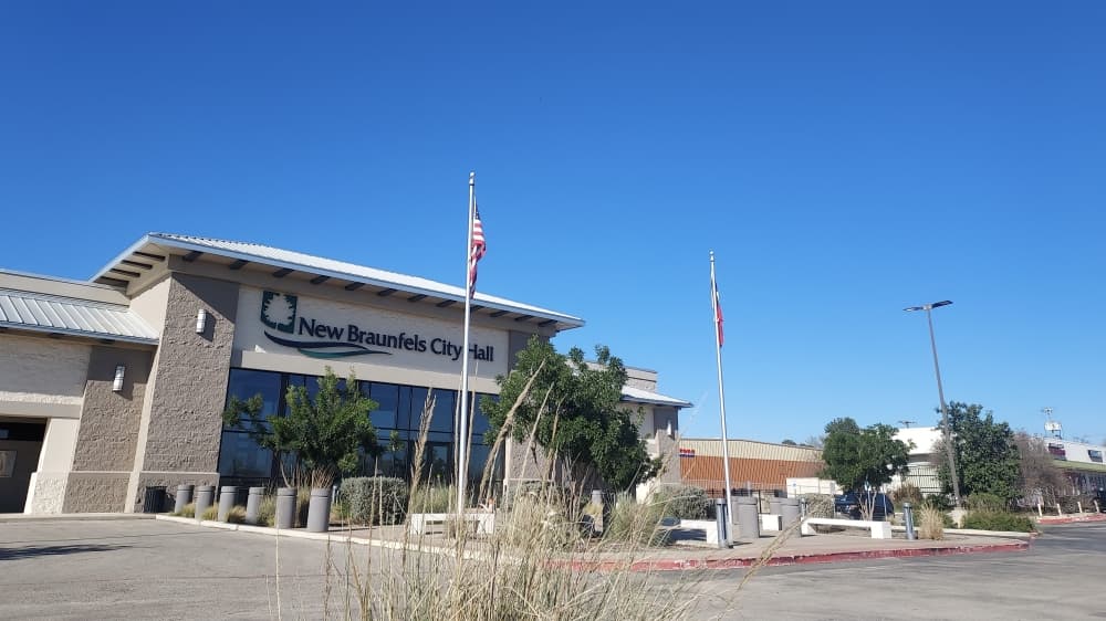 New Braunfels advisory board postpones recommendation for proposed animal sale ordinance