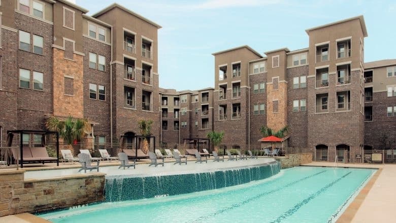 Lightbulb Capital Group purchases, renames Craig Ranch apartments in McKinney