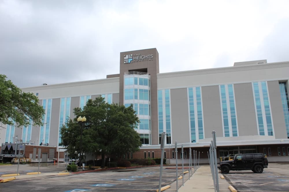New owners reopen Heights Hospital as acute care facility