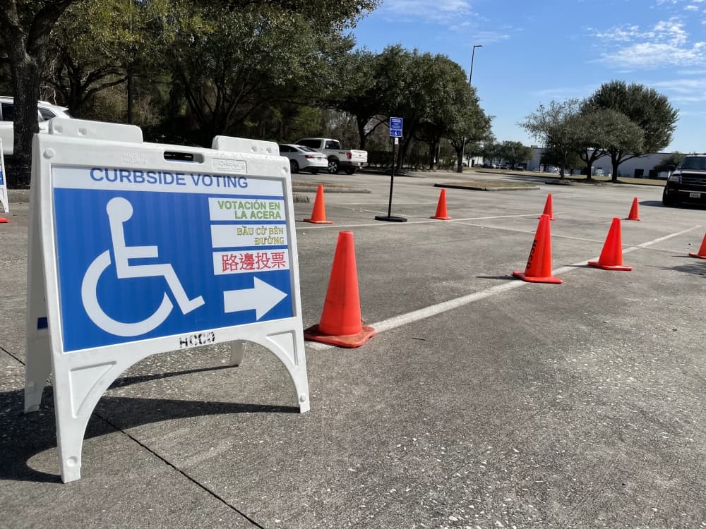 Harris County elections administrator announces resignation following March primaries