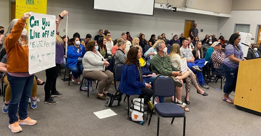 Round Rock ISD teachers advocate for higher educational assistant pay