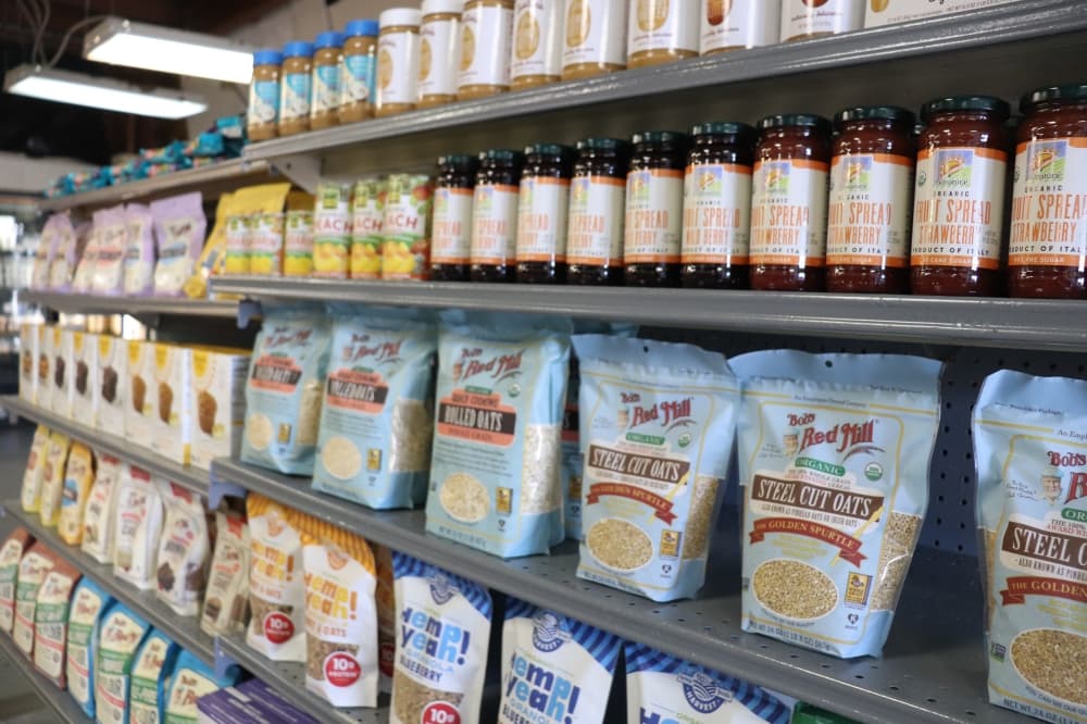Three Six General now offers a range of dry grocery goods including pasta, rice, canned food and more. (Zara Flores/Community Impact Newspaper)
