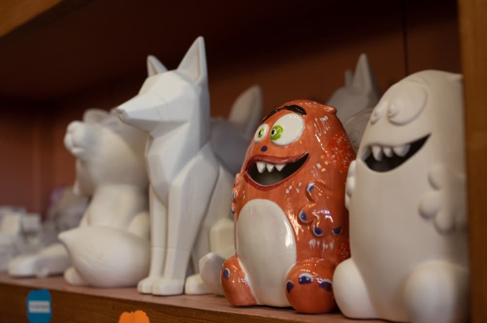 Clay Casa has dozens of ceramic figurines for painting. (Warren Brown/Community Impact Newspaper)