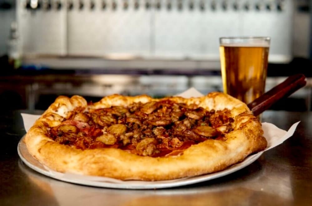 Figaro's Pizza & Pub to celebrate five years of business and more San Marcos business news