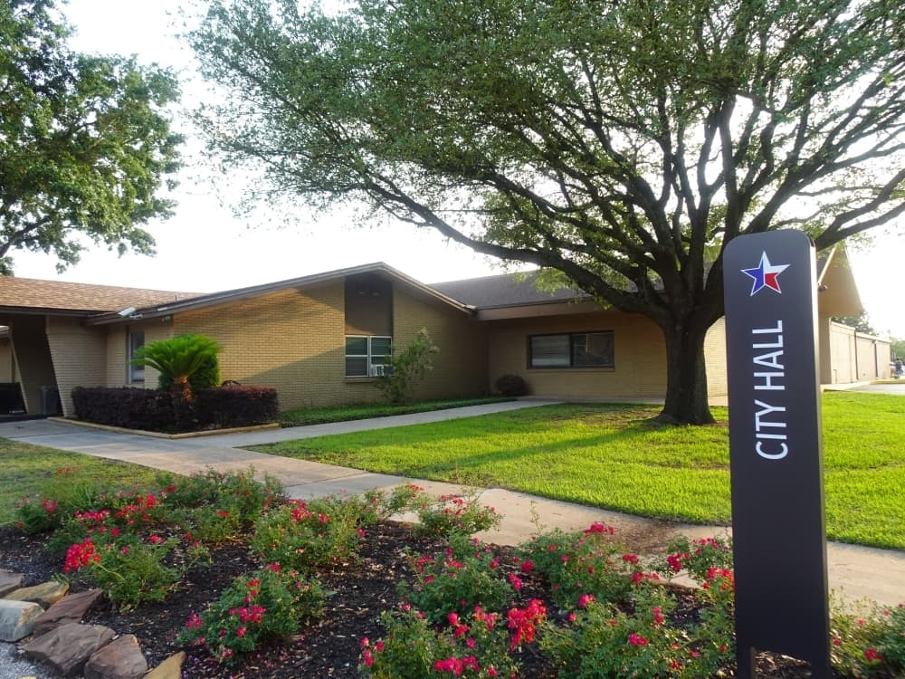 Q&A: Jersey Village City Council candidates talk budget priorities, Village Center property