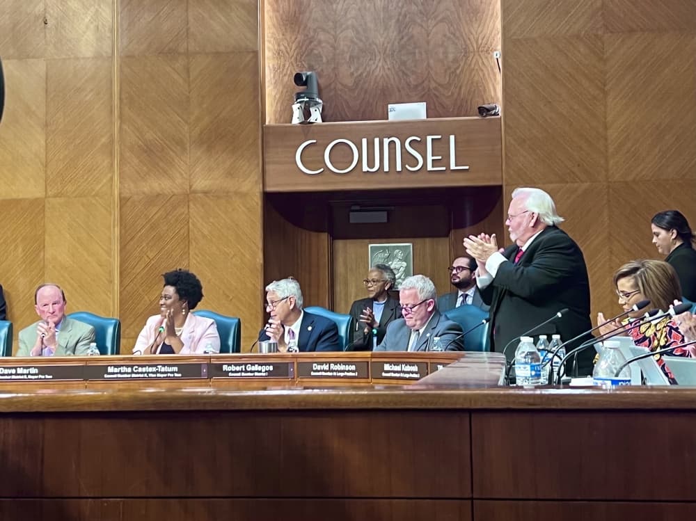 Houston City Council approves paid parental leave for city employees