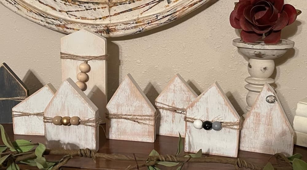 Collections by Mimi now offering home decor in Porter