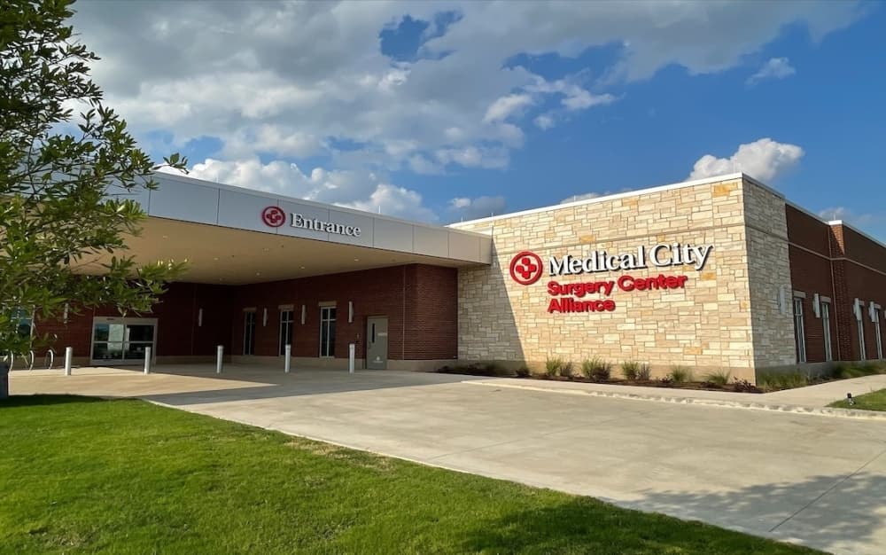 Medical City Alliance opens new surgery center
