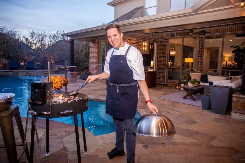 Chef van Ee has provided an upscale dining experience at parties, private events and classes in a backyard setting. (courtesy Flavors on Fire)