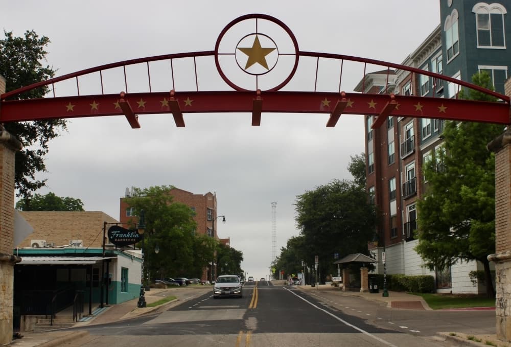 Austin council members hope streamlined development guidelines on East 11th, 12th streets will lead to revitalization
