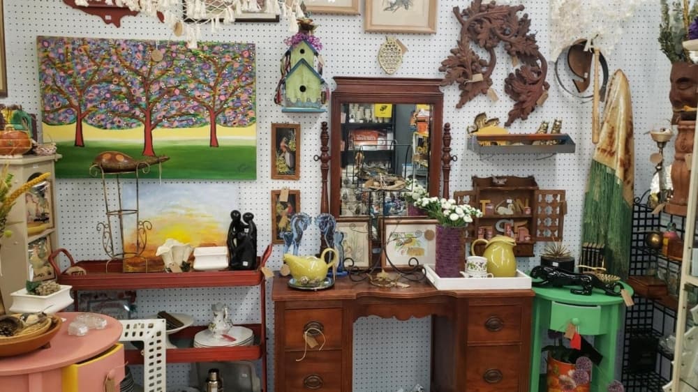 CI TEXAS ROUNDUP: Plano Antique Mall relocates to new west-side location; Local Table relocating to a larger space in Katy area and more top news