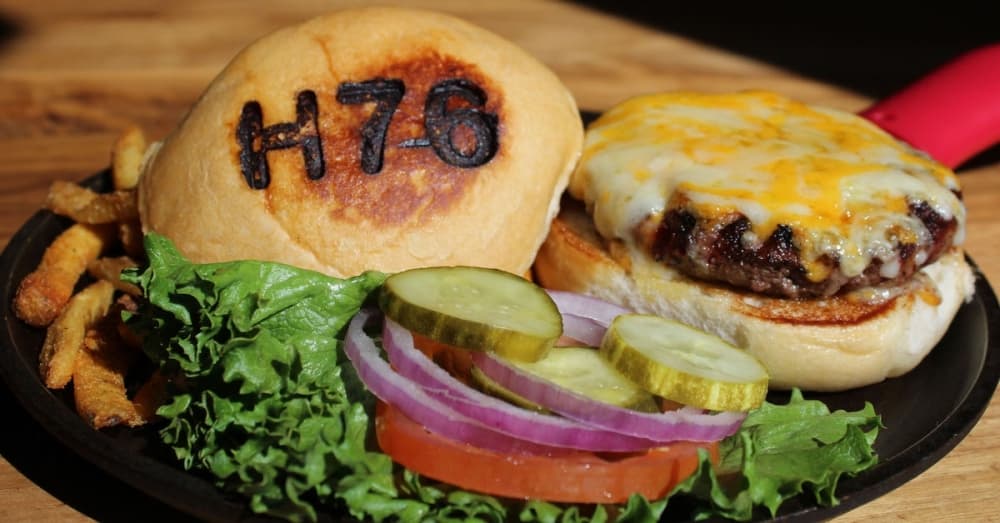 Horizon 76 American Grill House provides patriotic ambiance in Keller
