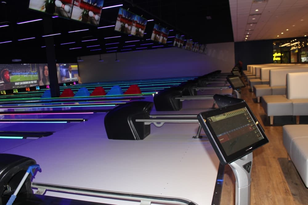 Main Event, a family entertainment center, opened April 29 in Tomball, laser tag, virtual reality, snacks, a bar, prizes and more than 100 interactive video games.  (Photos by Kayli Thompson)