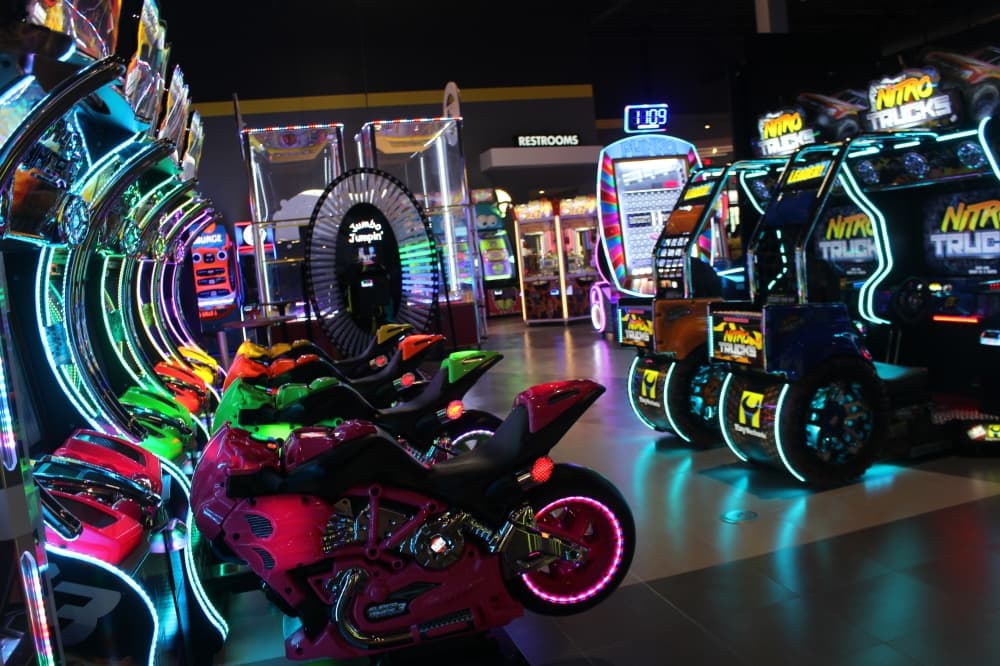 Main Event, a family entertainment center, opened April 29 in Tomball, laser tag, virtual reality, snacks, a bar, prizes and more than 100 interactive video games.  (Photos by Kayli Thompson)