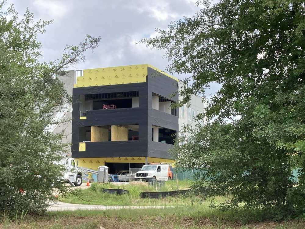 Uptown Salons Creekside on Kuykendahl Road to complete work this summer