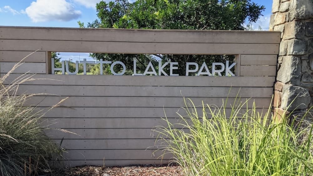 Officials OK buying basketball court lighting for 3 Hutto parks