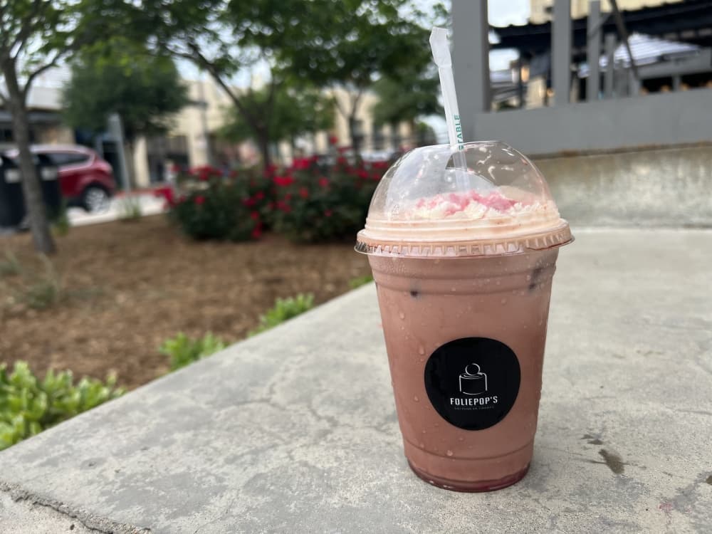 The restaurant also serves a variety of hot and cold coffee drinks using locally-sourced coffee beans. (Grace Dickens/Community Impact Newspaper) 
