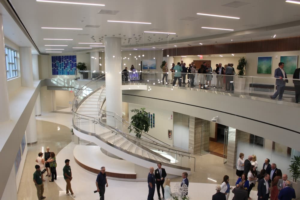 The South Tower’s entrance features local art with a second floor dedicated to preoperation space. (Andrew Christman/Community Impact Newspaper)