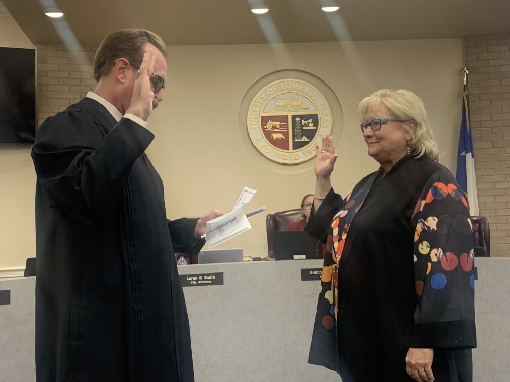 Lori Klein Quinn was sworn in as new Tomball mayor at the May 16 City Council meeting. (Kayli Thompson/Community Impact Newspaper)
