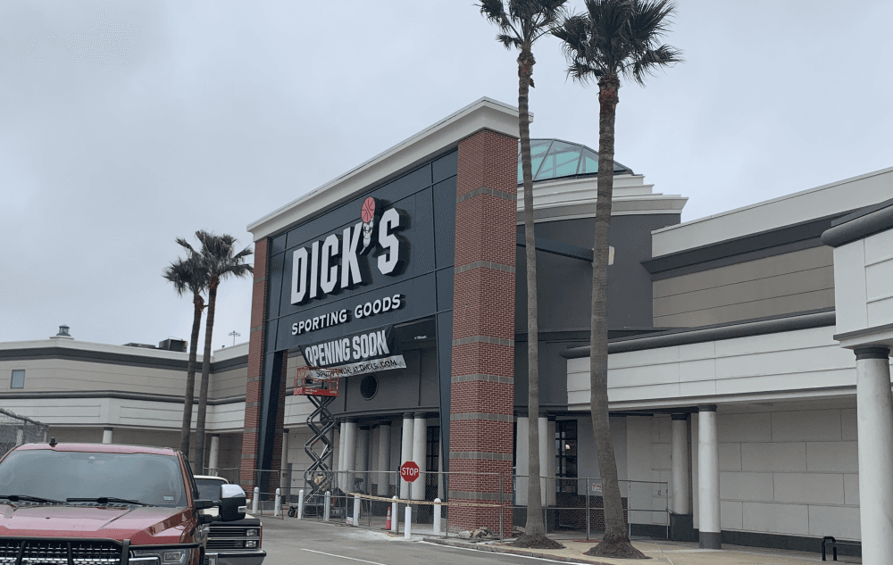 Dick's Sporting Goods now open in Meyerland Plaza