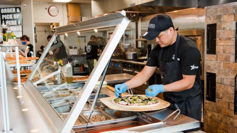 Jonny’s Pizza brings New York-style pies to Frisco